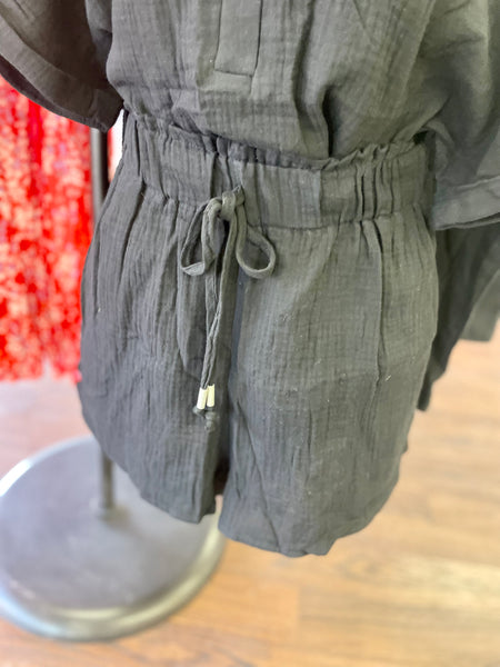 Amelia Elastic Waist Linen Shorts with Pockets