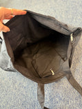 Q-Tees - 25L Zippered Tote