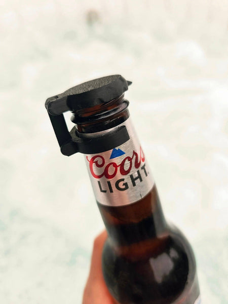 Logan Flip-Top Bottle Cover